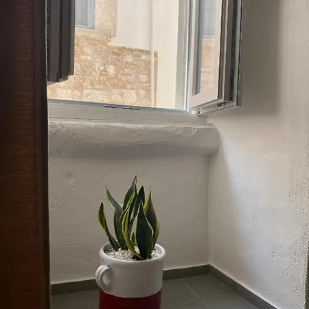 Al Duomo ベッド・アンド・ブレックファスト 3*